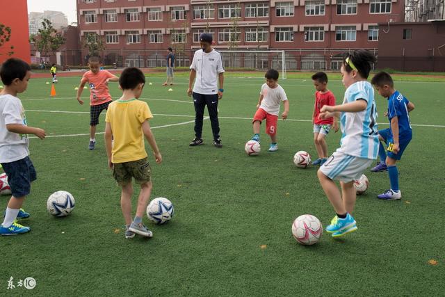 教育科技革新：中国课堂的数字化实践正在引领全球